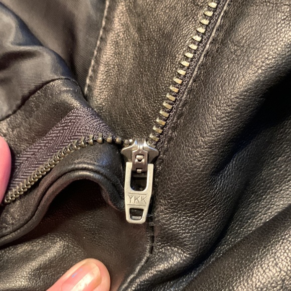 Beautiful Lamb Skin Leather crop pants size 4 NWT - Picture 11 of 13